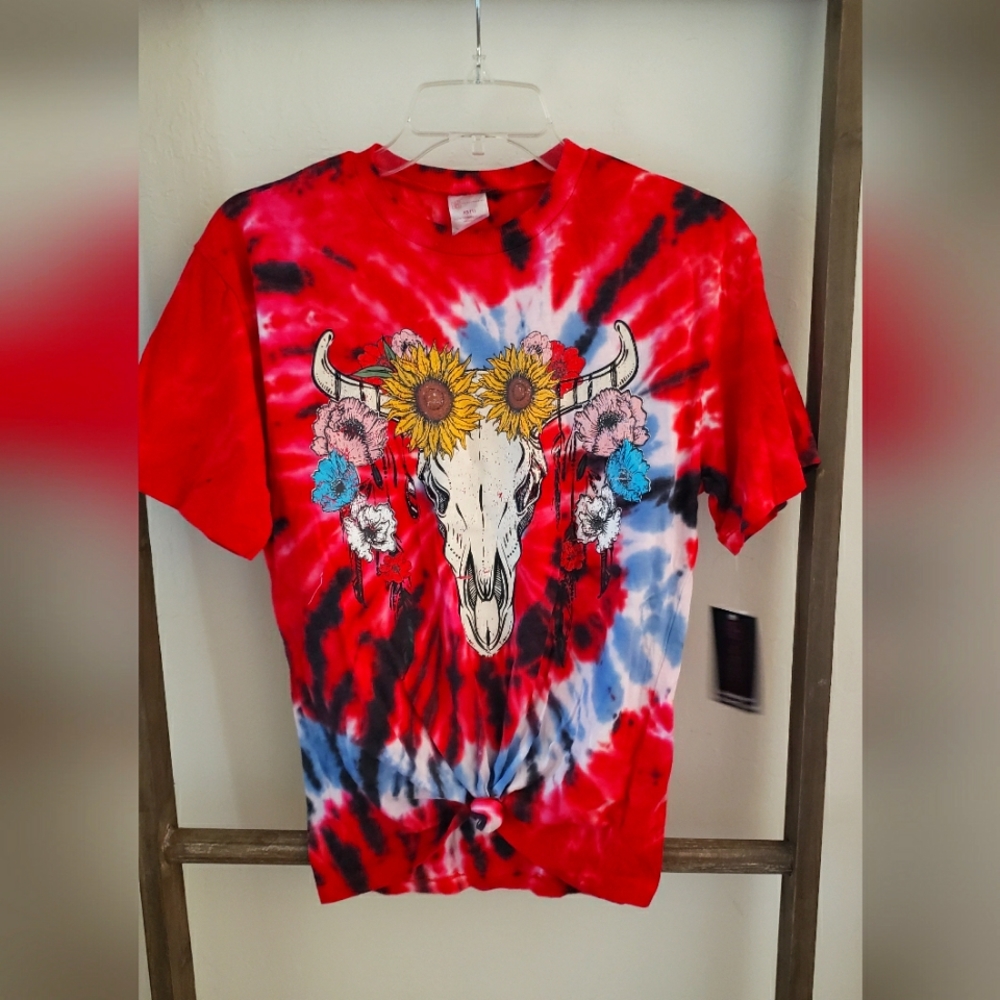 No Boundaries Tie Dye t-shirt Size XS NWT